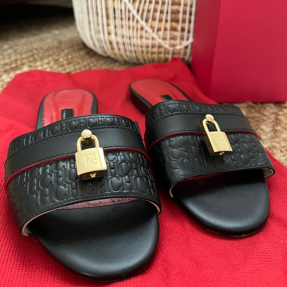 Carolina Herrera Locked Sandals size 6